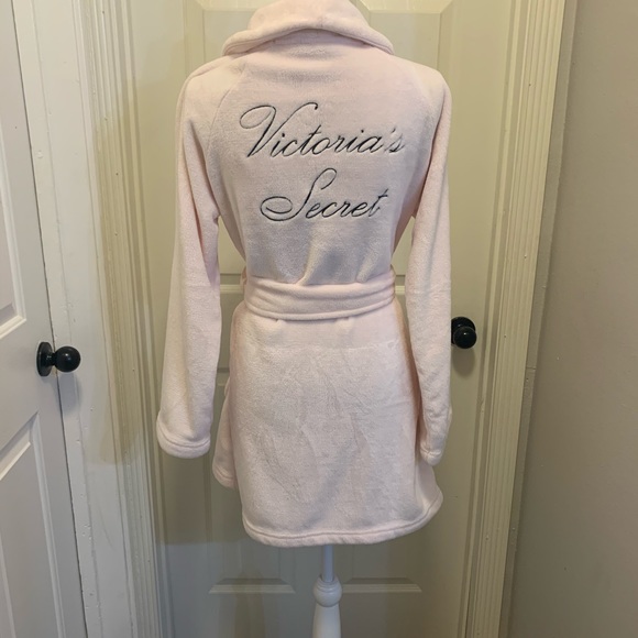Victoria Secret Pink Robe - Picture 2 of 6